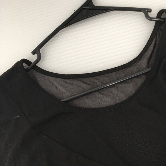 Mesh Tank (C10)  - Picture 4 of 5